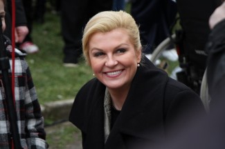 Požega: Povorka i postrojavanje povijesnih postrojbi na Trgu sv. Terezije