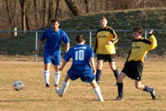 Ukradena lopta vraćena nogometašima Jakšića!
