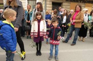 Cvjetnica u Požegi: Procesija i sveta misa u katedrali