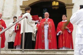 Cvjetnica u Požegi: Procesija i sveta misa u katedrali
