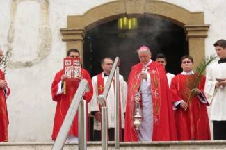 Cvjetnica u Požegi: Procesija i sveta misa u katedrali