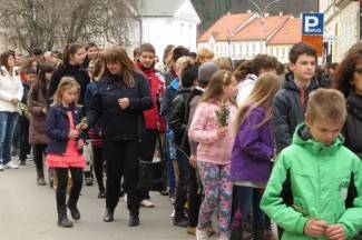 Cvjetnica u Požegi: Procesija i sveta misa u katedrali