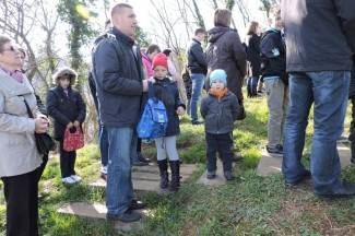 Veliki petak u Požegi: Križni put na Kalvariji