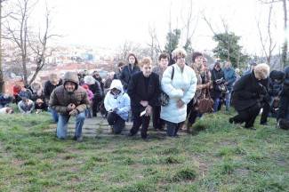 Veliki petak u Požegi: Križni put na Kalvariji
