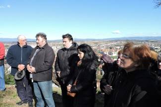 Veliki petak u Požegi: Križni put na Kalvariji