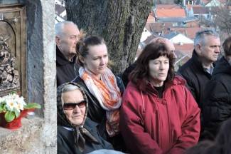 Veliki petak u Požegi: Križni put na Kalvariji