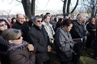 Veliki petak u Požegi: Križni put na Kalvariji