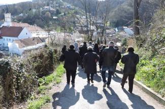 Veliki petak u Požegi: Križni put na Kalvariji