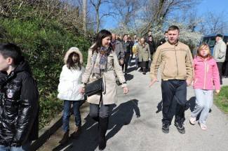 Veliki petak u Požegi: Križni put na Kalvariji