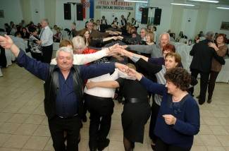 Požega: Lička zabava u restoranu Sara