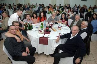 Požega: Lička zabava u restoranu Sara