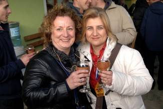 Požežani s gostima u vinogradima slave Grgurevo 