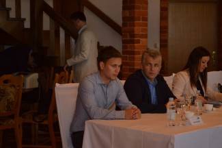 Vrh HDZ-a u Venju kod Enjingija: Pogledajte tko je sve došao