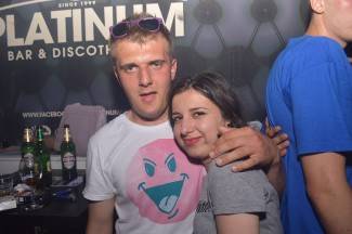 Norijada u Platinumu: Maturanti slavili kraj srednje škole do kasno u noć