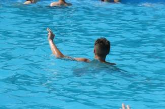 Vrhunac toplinskog vala: Požežani potražili spas na bazenima