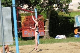 Vrhunac toplinskog vala: Požežani potražili spas na bazenima