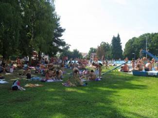Vrući dan na požeškim bazenima: 9.8.2015.