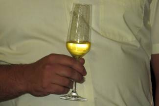 Kutjevo: Punjenje Festivalskog vina