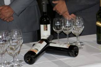 Kutjevo: Punjenje Festivalskog vina