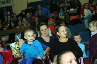 Rasplesana Požega za gladne: Tema koreografija Afrika i ¨Marijini obroci¨