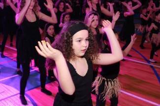 Rasplesana Požega za gladne: Tema koreografija Afrika i ¨Marijini obroci¨