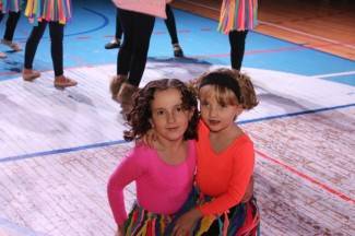 Rasplesana Požega za gladne: Tema koreografija Afrika i ¨Marijini obroci¨