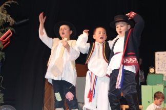 Božićna priredba starijih skupina Dječjih vrtića Požega, 22.12.2015.