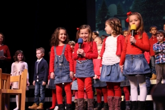 Božićna priredba starijih skupina Dječjih vrtića Požega, 22.12.2015.