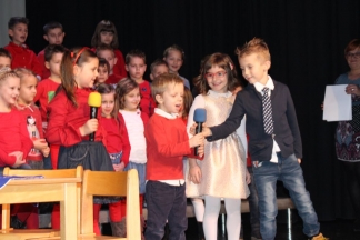 Božićna priredba starijih skupina Dječjih vrtića Požega, 22.12.2015.