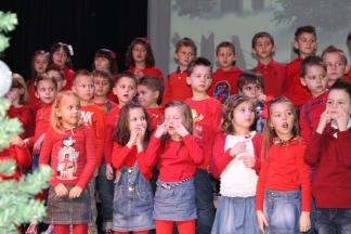 Božićna priredba starijih skupina Dječjih vrtića Požega, 22.12.2015.