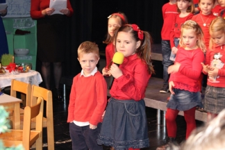 Božićna priredba starijih skupina Dječjih vrtića Požega, 22.12.2015.