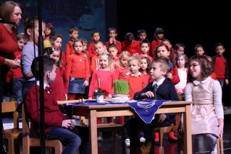 Božićna priredba starijih skupina Dječjih vrtića Požega, 22.12.2015.