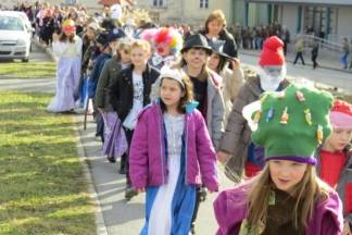 Brestovac: Maškare učenika OŠ Dragutina Lermana