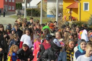 Brestovac: Maškare učenika OŠ Dragutina Lermana