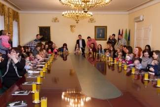 Prijem beba kod gradonačelnika Vedrana Neferovića, 15.2.2016