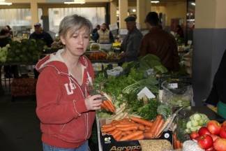 Ponuda na požeškoj tržnici, 10.3.2016.