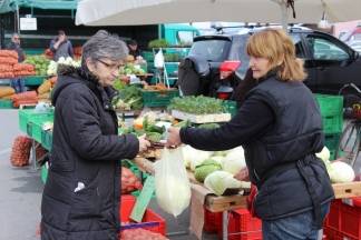 Ponuda na požeškoj tržnici, 10.3.2016.