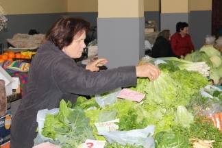 Ponuda na požeškoj tržnici, 10.3.2016.