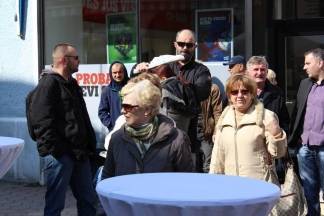 Uskrsni sajam i Veliki petak u pješačkoj zoni u Požegi, 25.3.2016.