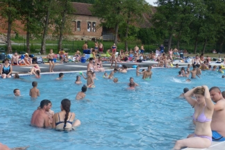 Nedjelja na požeškim bazenima