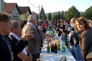 Velika: Najduži stol u Hrvata 2012.