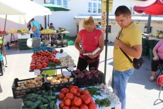 Ponuda četvrtkom na požeškoj tržnici: 4.8.2016.