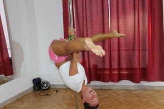 ¨Pole dance¨(ples na šipci) u požeškom studiju ¨Allegra¨: 8.8.2016.
