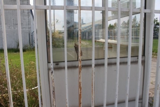 Nekad ponos danas pustoš: nogometni stadion i bazeni u Velikoj