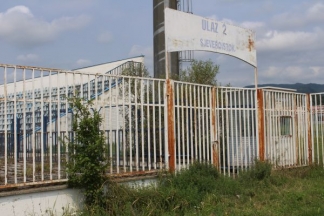 Nekad ponos danas pustoš: nogometni stadion i bazeni u Velikoj