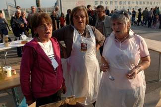 Velika: Najduži stol u Hrvata 2012.