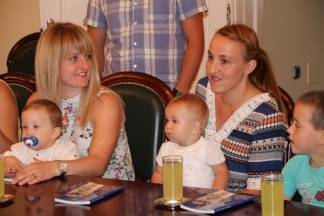 Prijem beba i roditelja u Gradu Požegi:12.9.2016.