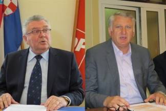 Uzoran zastupnik ili politički spin? Uzoran zastupnik ili politički spin?