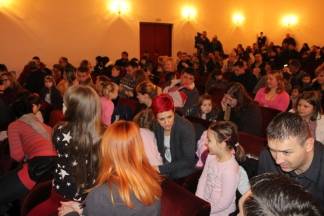 Djed Božićnjak darivao mališane požeških obrtnika 11.12.2016