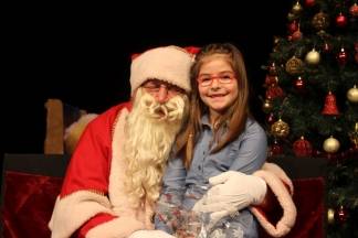 Djed Božićnjak darivao mališane požeških obrtnika 11.12.2016